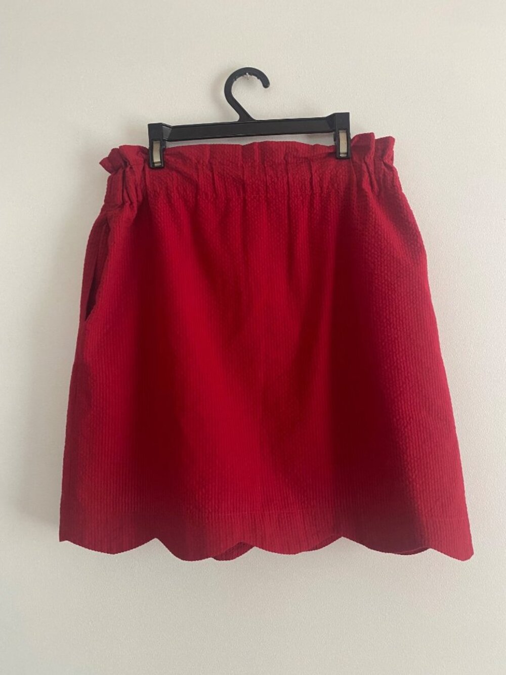 Lauren James Women’s Red Scalloped Seersucker Skirt Size M Elastic Waist - Picture 4 of 6